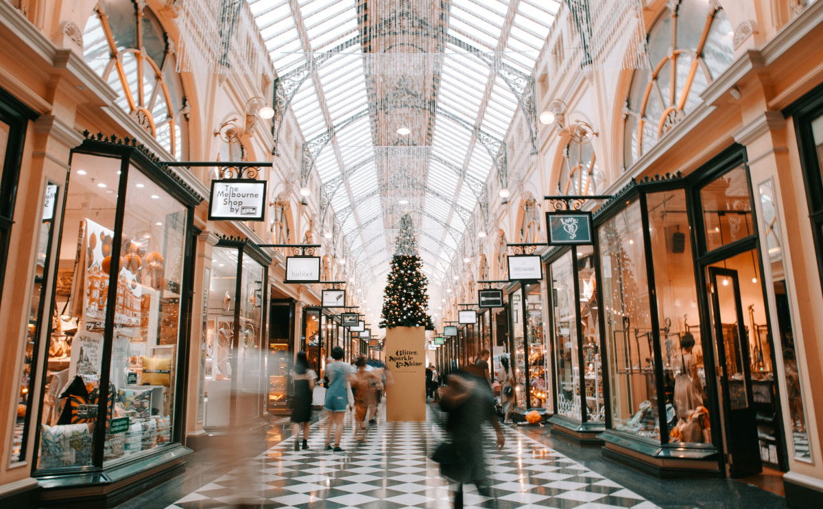 A shopping mall depicting Drupal commerce